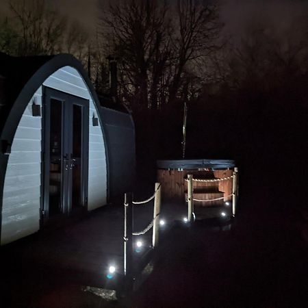 Emlyn'S Coppice - Luxury Woodland Glamping Villa Holywell  Dış mekan fotoğraf