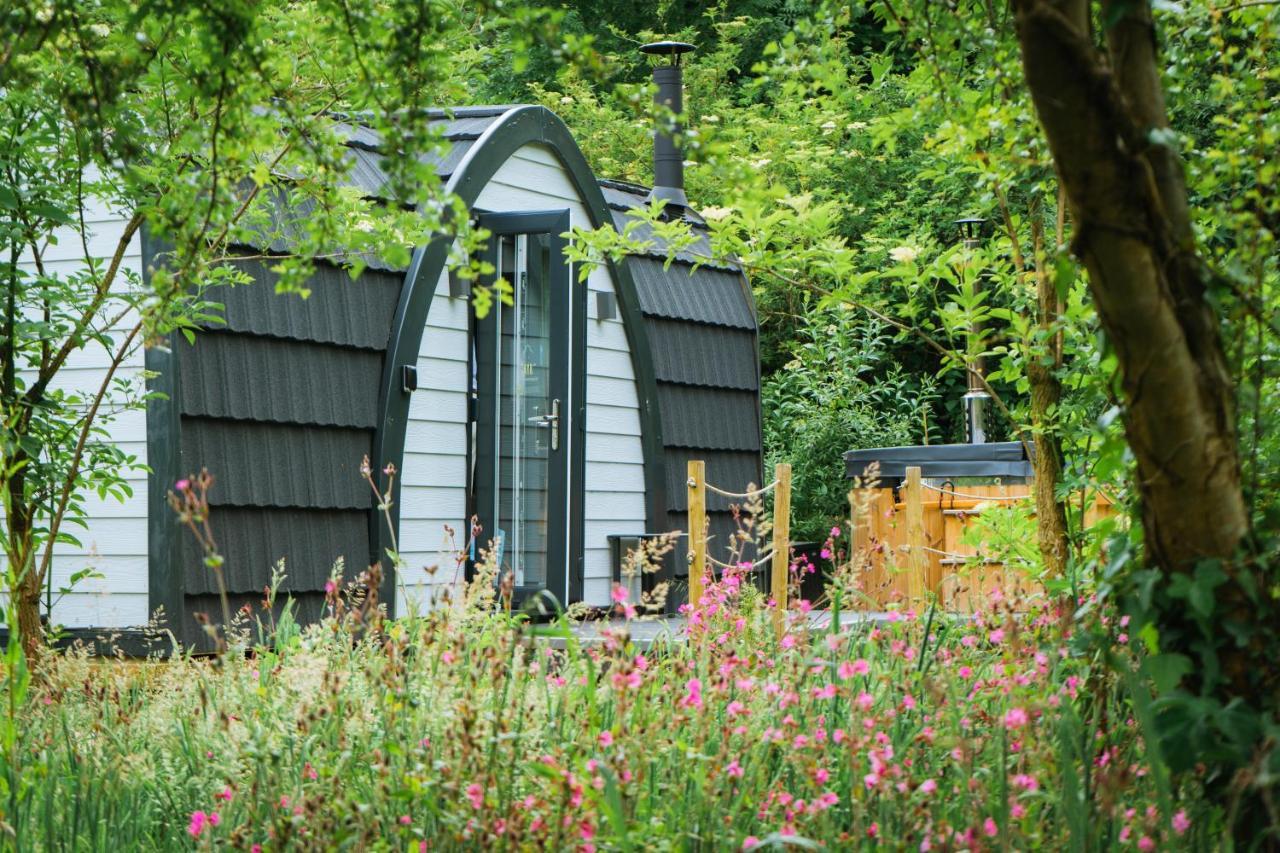 Emlyn'S Coppice - Luxury Woodland Glamping Villa Holywell  Dış mekan fotoğraf