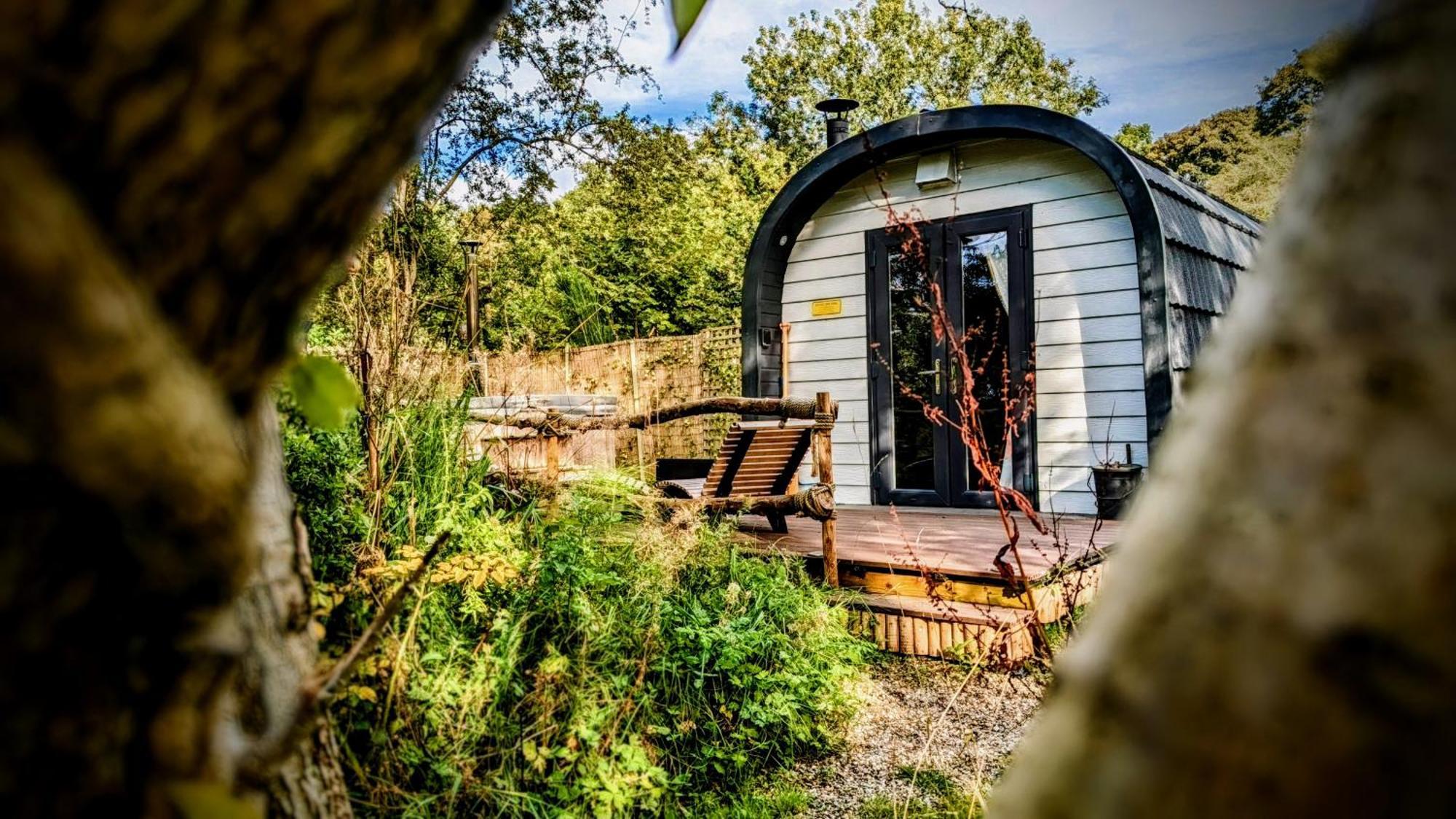 Emlyn'S Coppice - Luxury Woodland Glamping Villa Holywell  Dış mekan fotoğraf