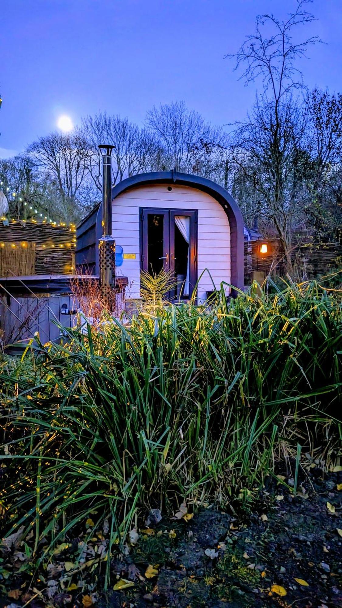 Emlyn'S Coppice - Luxury Woodland Glamping Villa Holywell  Dış mekan fotoğraf