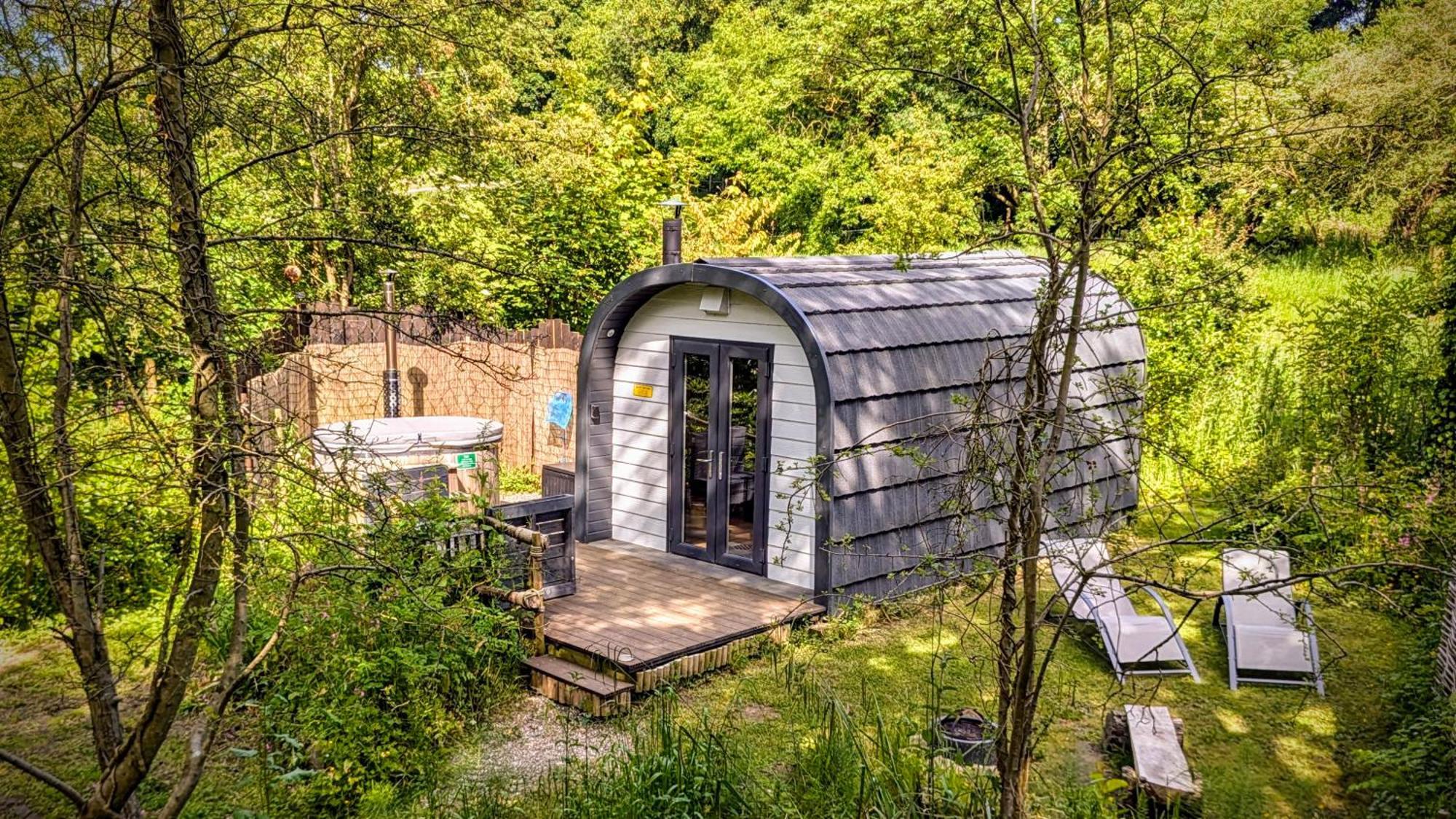 Emlyn'S Coppice - Luxury Woodland Glamping Villa Holywell  Dış mekan fotoğraf