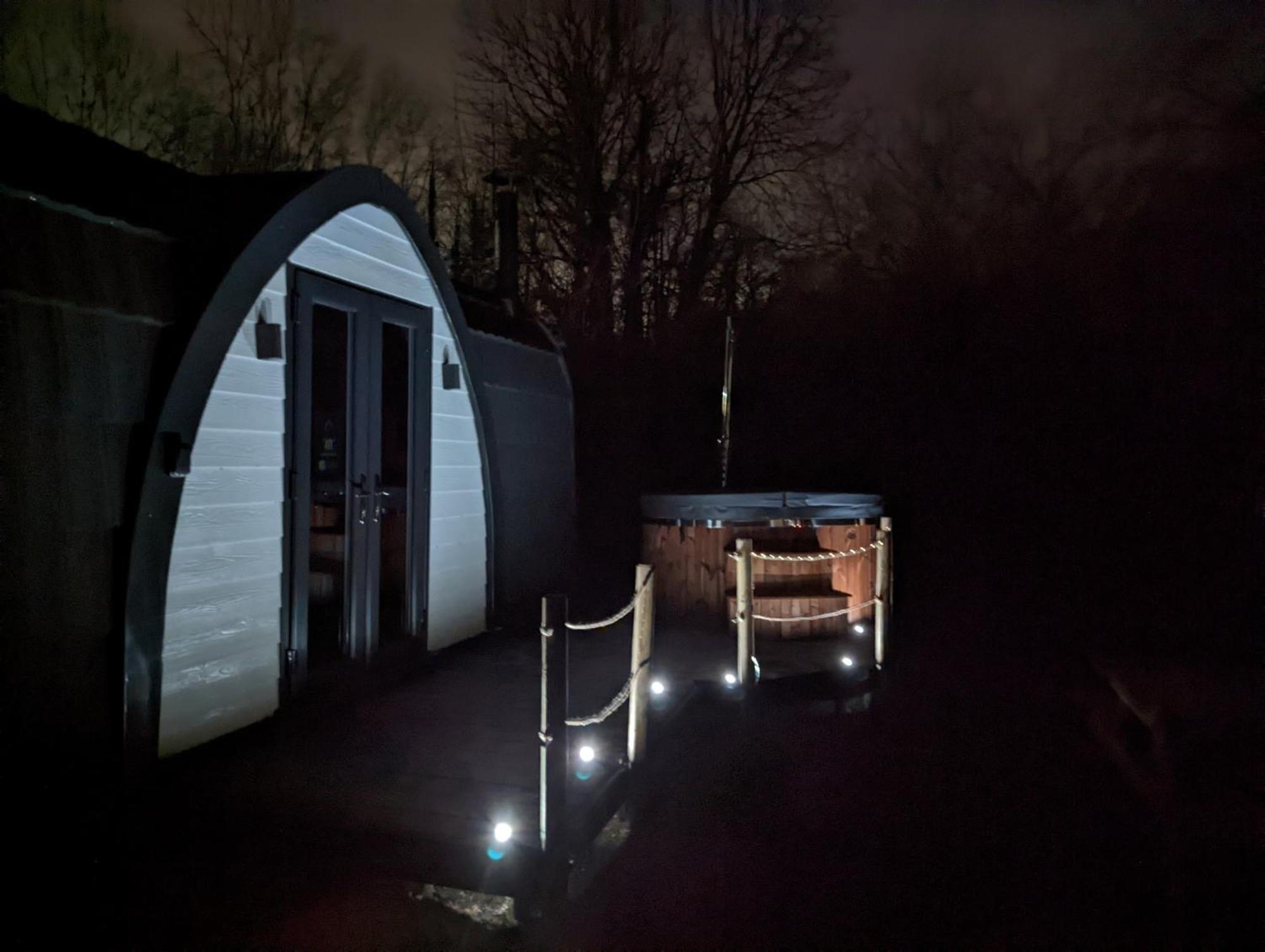 Emlyn'S Coppice - Luxury Woodland Glamping Villa Holywell  Dış mekan fotoğraf