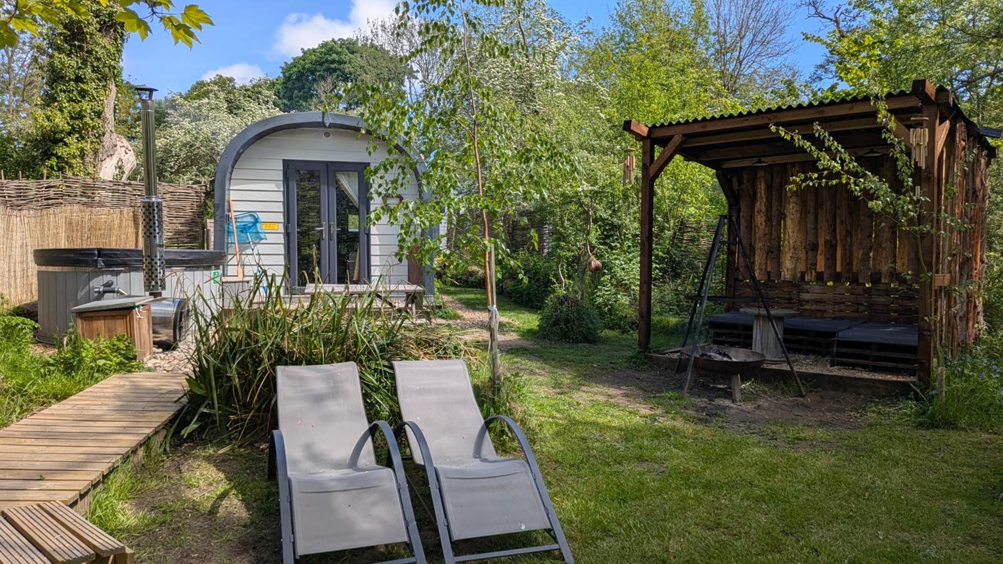 Emlyn'S Coppice - Luxury Woodland Glamping Villa Holywell  Dış mekan fotoğraf